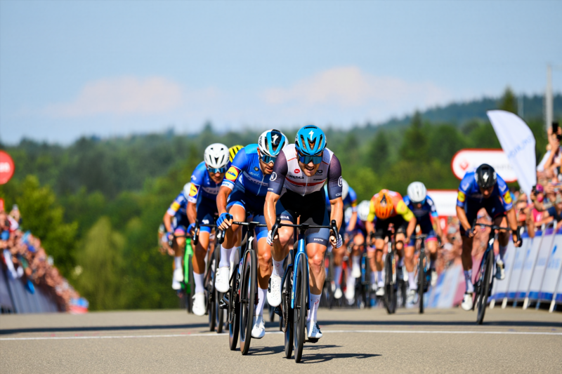 d462270c3519e6e65e96a984fece5939